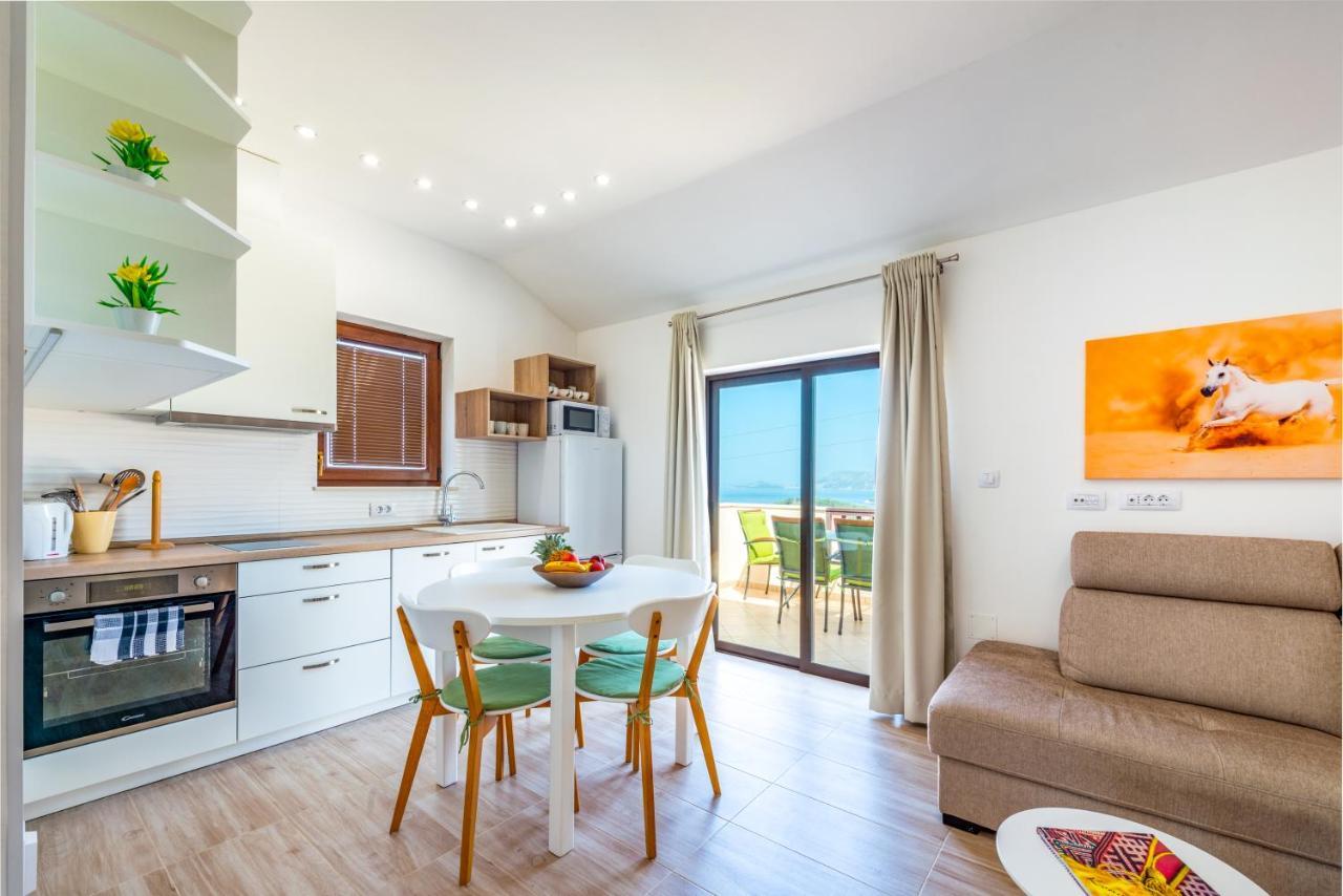 Penthouse With Panoramic View Lägenhet Cavtat Exteriör bild